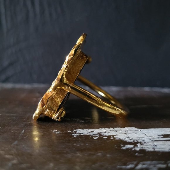 Set of Four Ornate Gold Picture Frame Napkin Rings, Hostess Gift, Housewarming - Picture 5 of 5